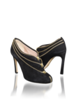 Golden zip shoe